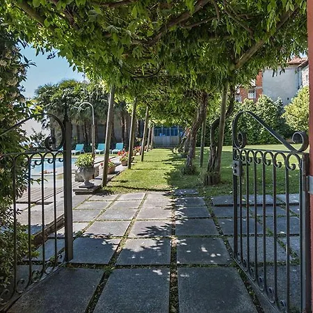San Salvatore With Pool Appartamento